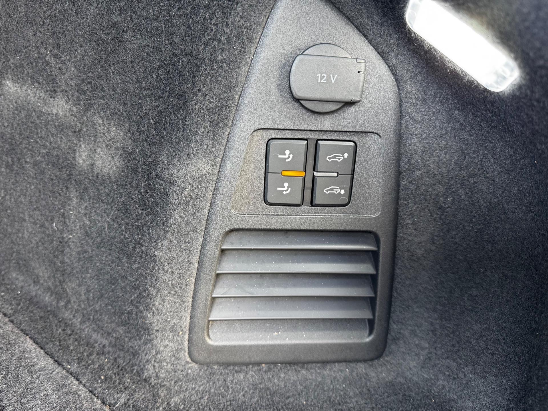 47559815-19.jpg